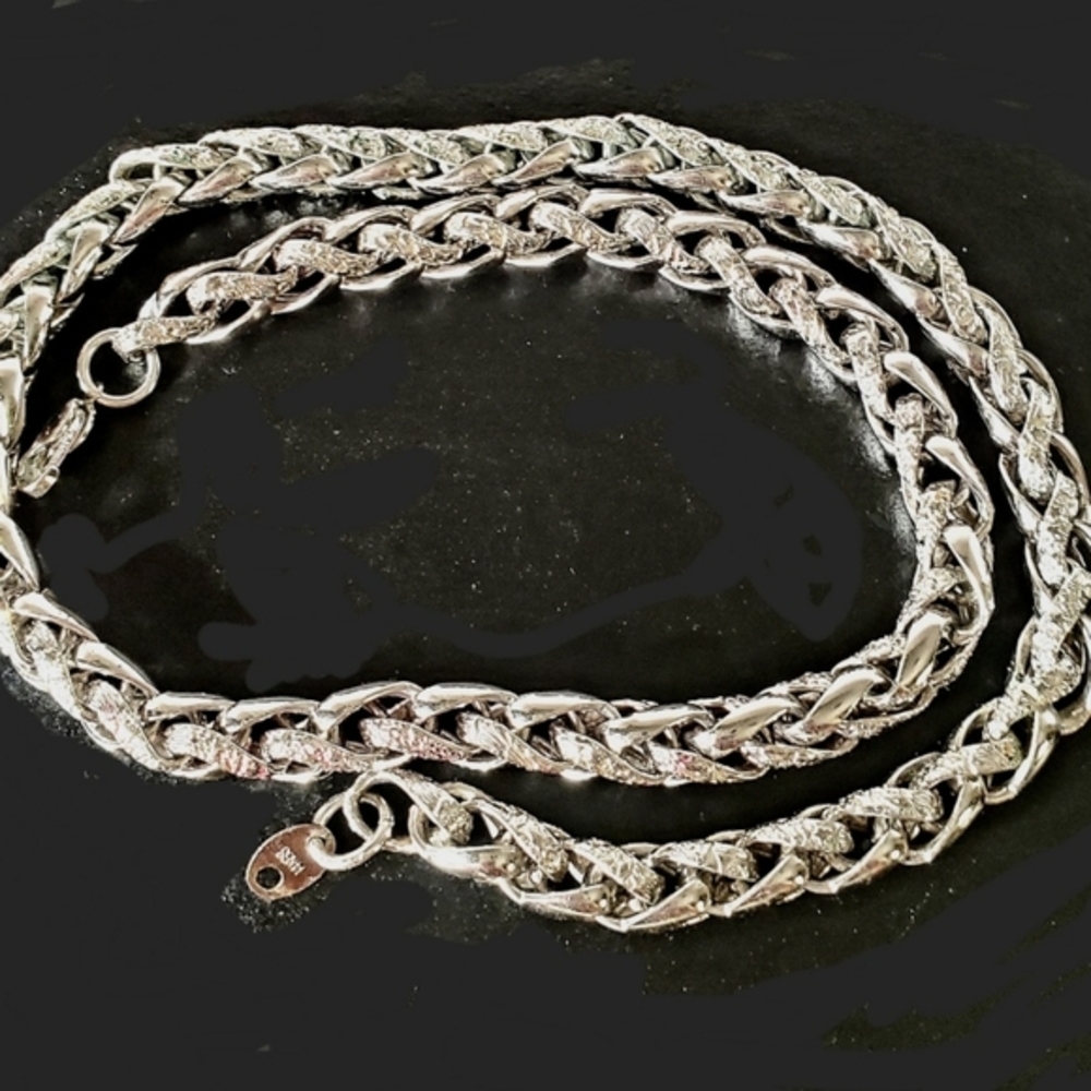 Speciality unisex Chain, Vintage fashion chain with carved design, 14kGS tag